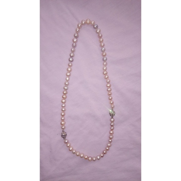 Pearl Necklace & Bracelet Set - Picture 3 of 3